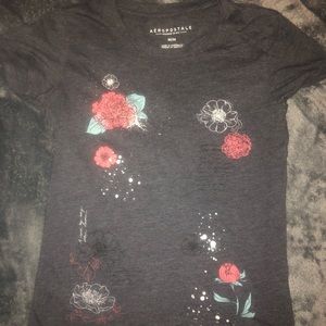 Gray & floral rose t-shirt